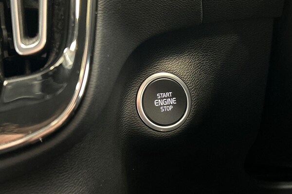 Used Volvo XC40 2023 for sale - 76214186: Photo 27
