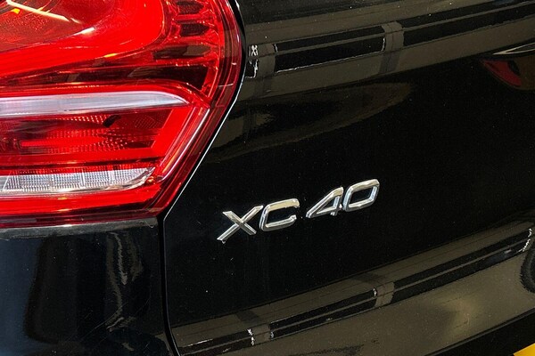 Used Volvo XC40 2023 for sale - 76214186: Photo 30