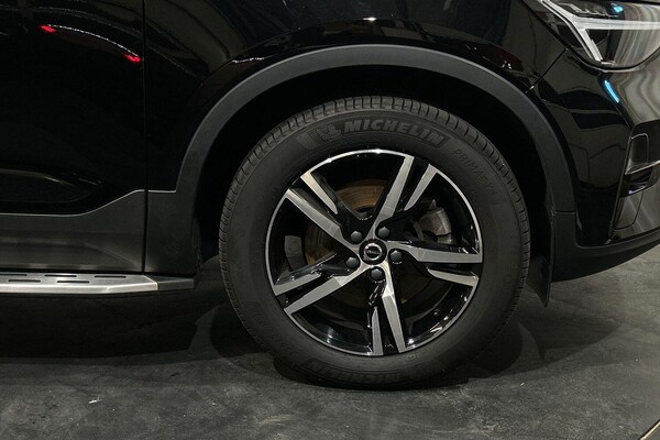 Used Volvo XC40 2023 for sale - 76214186: Photo 6