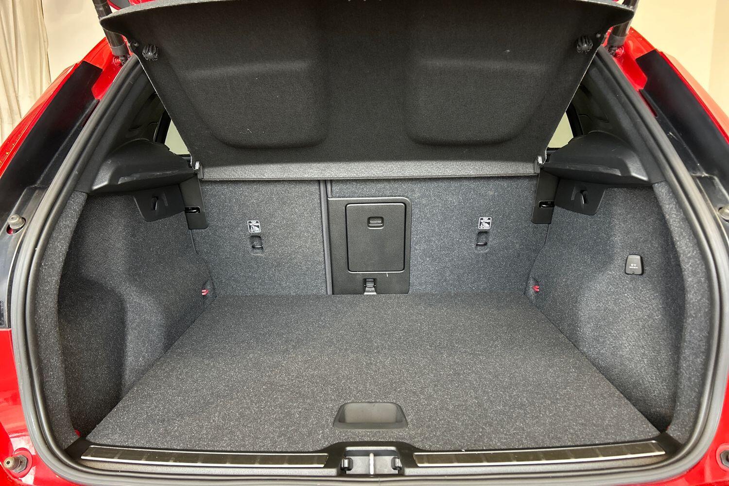 Used Volvo XC40 2022 for sale - 75991172: Photo 9