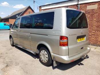 Used Volkswagen Transporter Shuttle 2006 for sale - 75095867: Photo