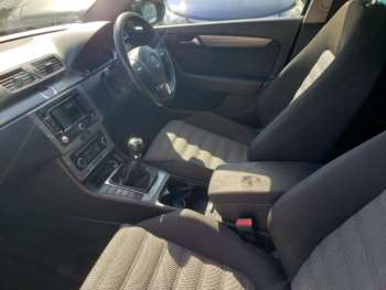 Used Volkswagen Passat 2011 for sale - 68462727: Photo