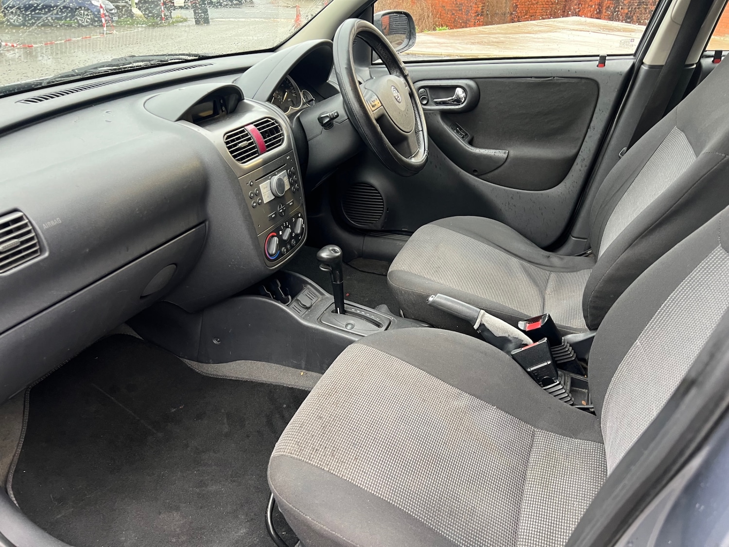 Used Vauxhall Corsa 2005 for sale - 77310345: Photo 10