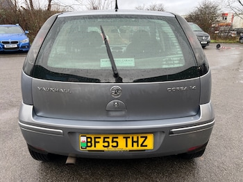 Used Vauxhall Corsa 2005 for sale - 77310345: Photo