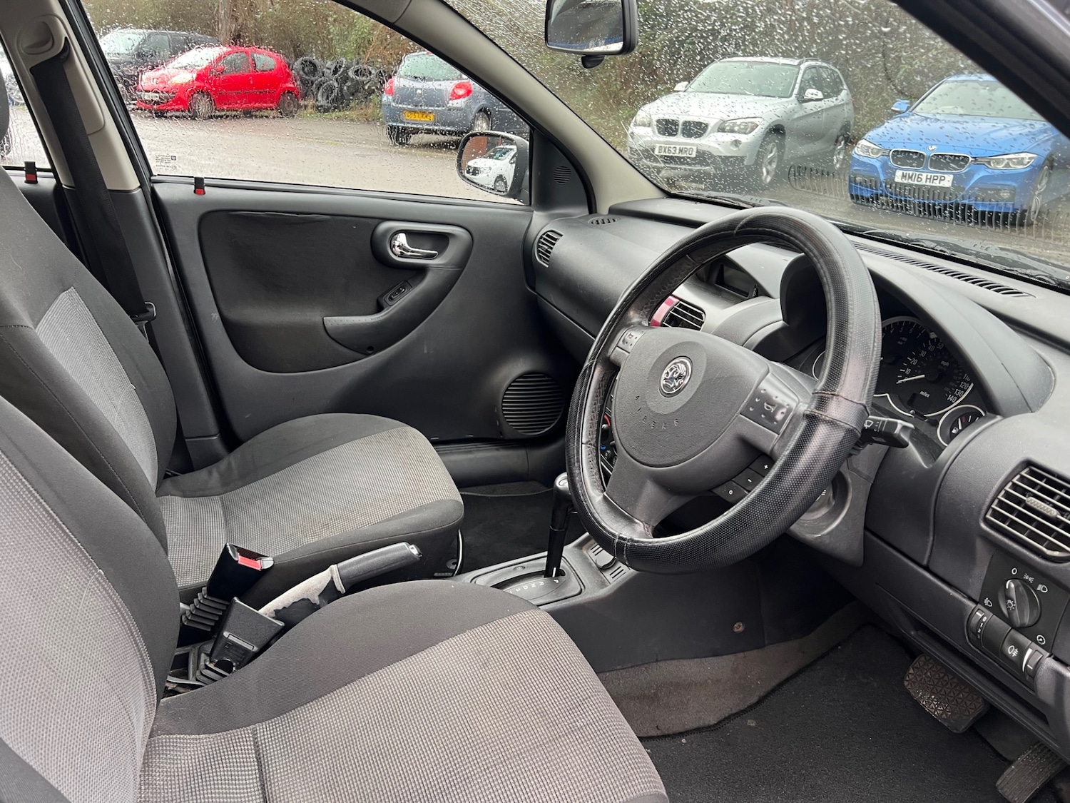 Used Vauxhall Corsa 2005 for sale - 77310345: Photo 9