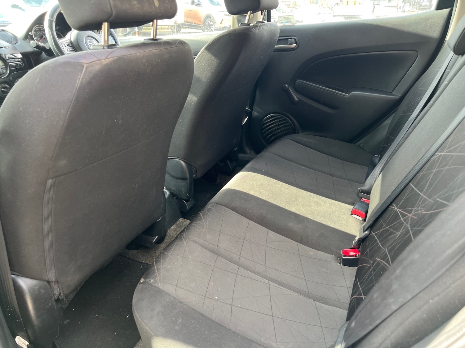 Used Mazda Mazda2 2011 for sale - 77715197: Photo 12