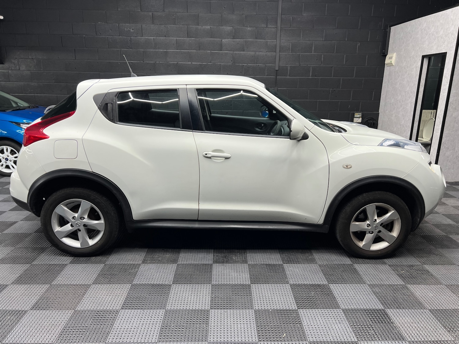 Used Nissan Juke 2013 for sale - 76640074: Photo 2