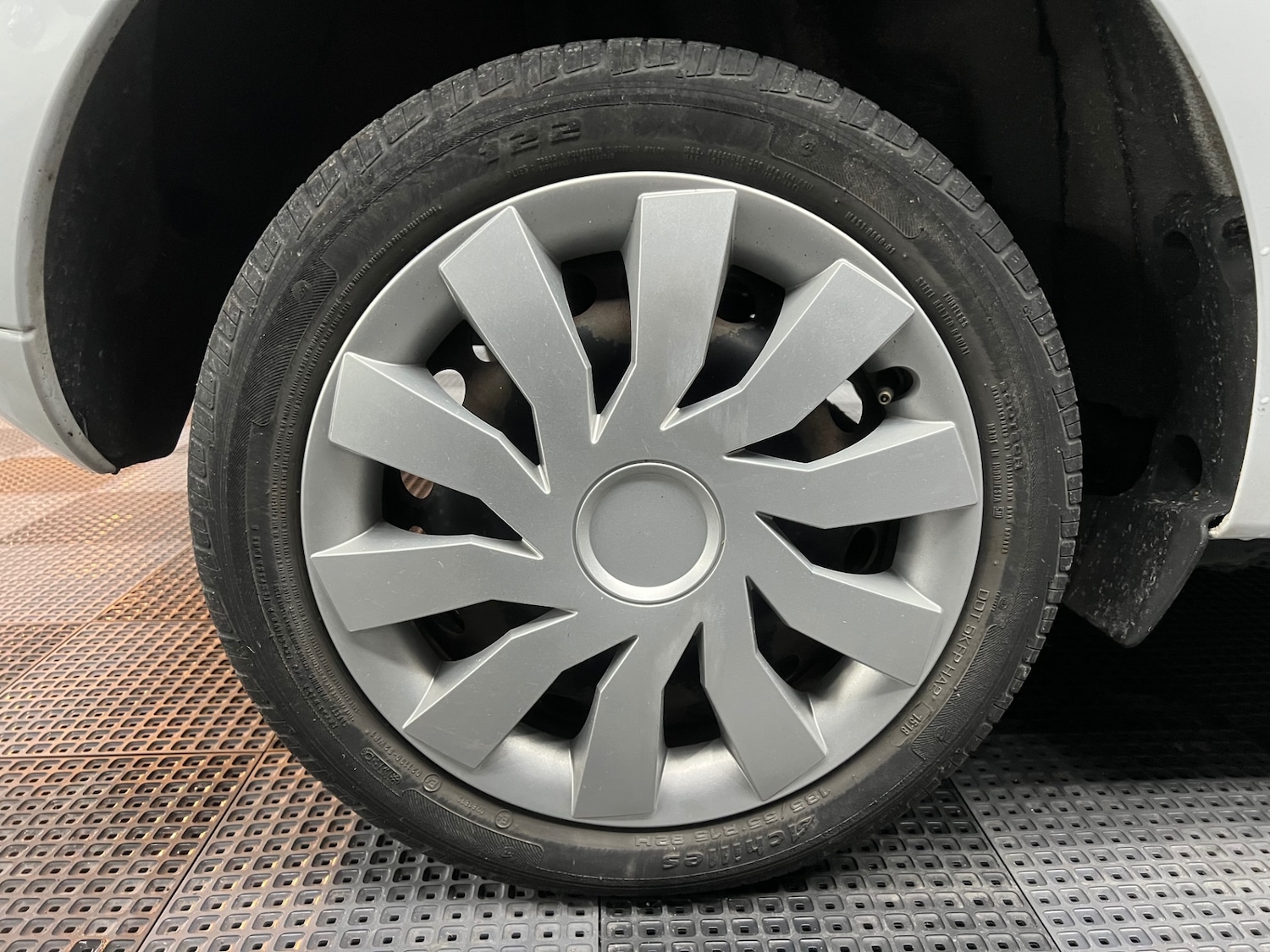 Used Dacia Sandero 2015 for sale - 77247902: Photo 13