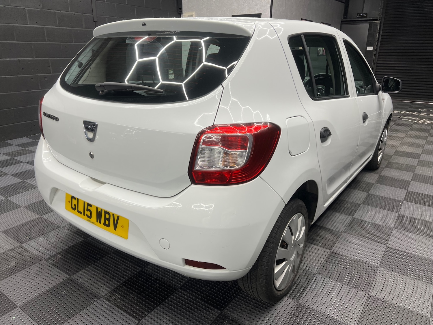 Used Dacia Sandero 2015 for sale - 77247902: Photo 3