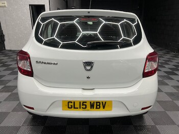 Used Dacia Sandero 2015 for sale - 77247902: Photo