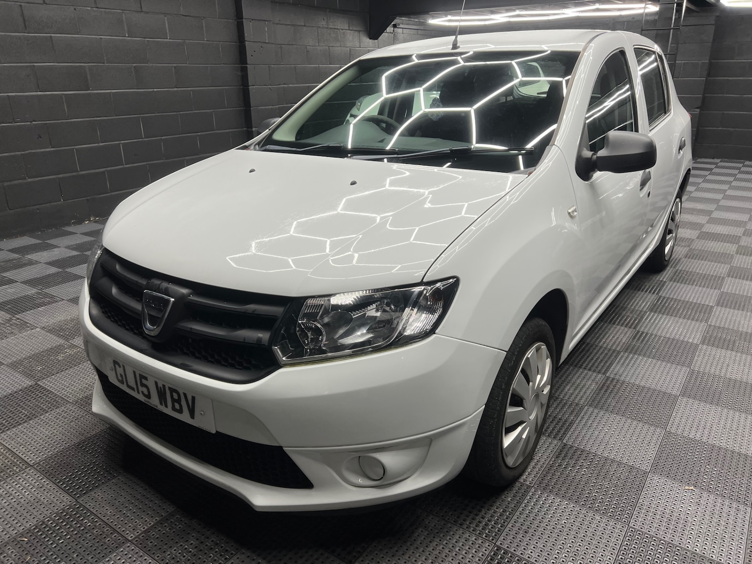 Used Dacia Sandero 2015 for sale - 77247902: Photo 7