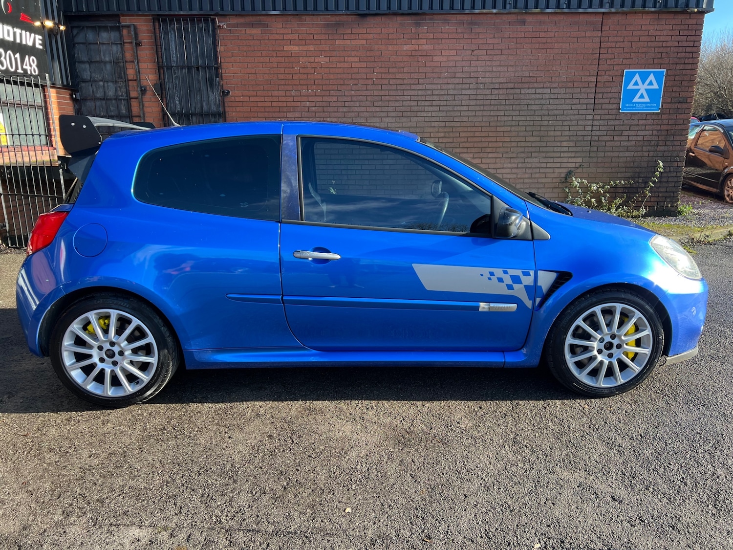 Used Renault Clio 2006 for sale - 77350236: Photo 2