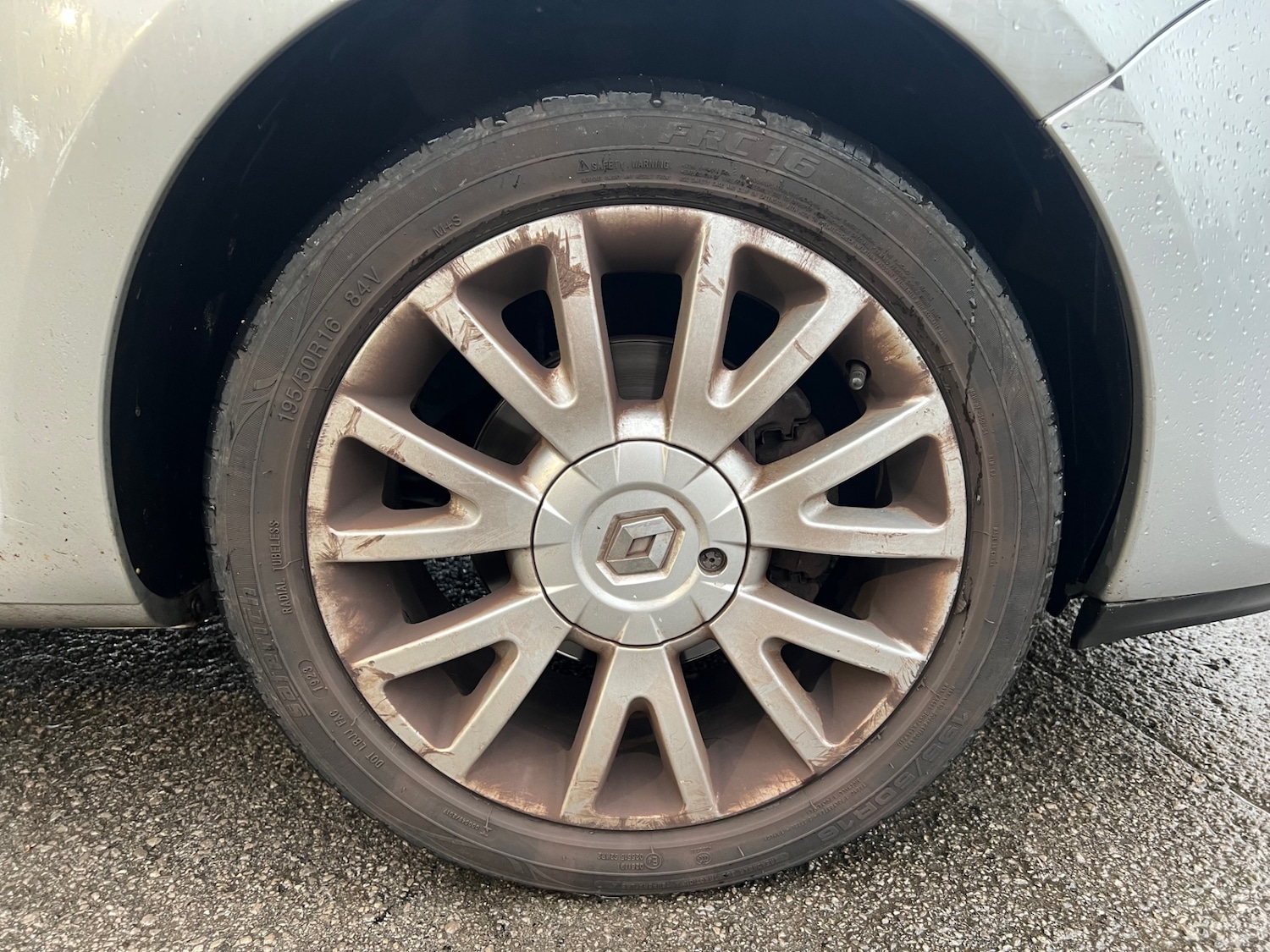 Used Renault Clio 2011 for sale - 76461977: Photo 15