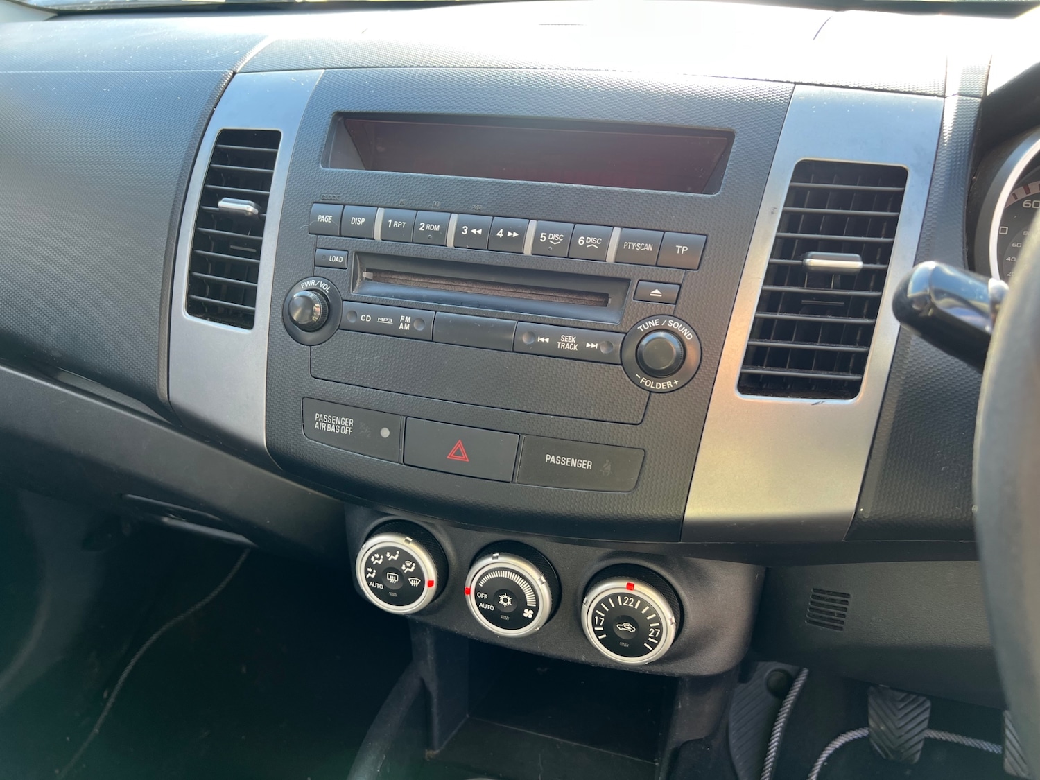 Used Mitsubishi Outlander 2014 for sale - 77701378: Photo 12