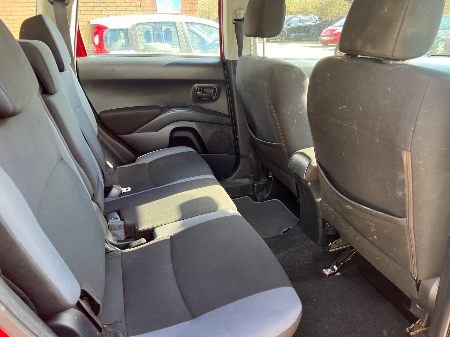 Used Mitsubishi Outlander 2014 for sale - 77701378: Photo 14