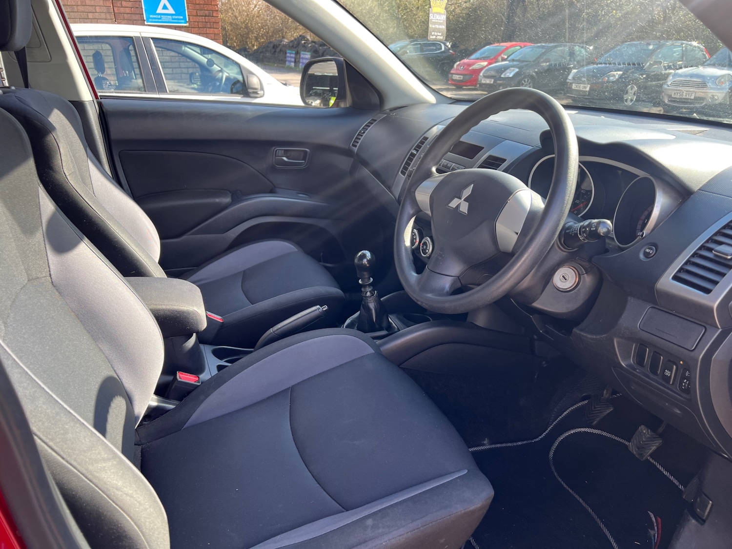 Used Mitsubishi Outlander 2014 for sale - 77701378: Photo 8