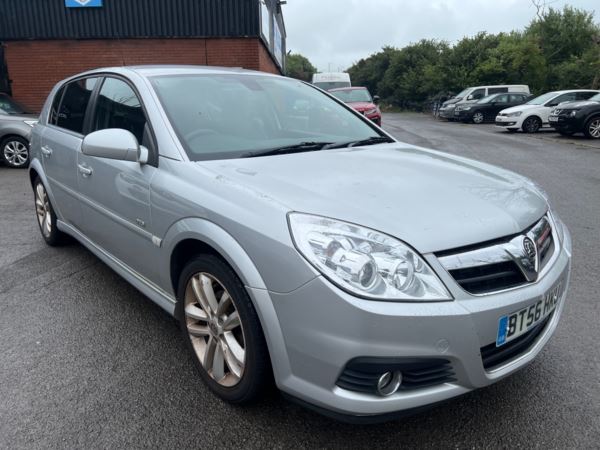 Cheap Vauxhall Signum 2007 (56) - 1.9 CDTi Design [150] 5dr for sale in Bridgend, Aberdeenshire