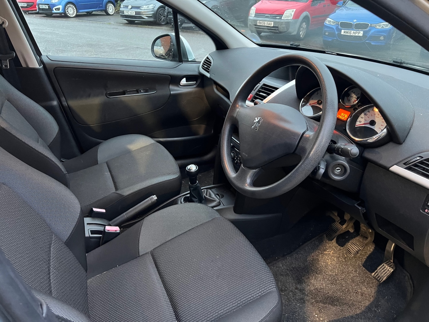 Used Peugeot 207 2011 for sale - 76971126: Photo 9