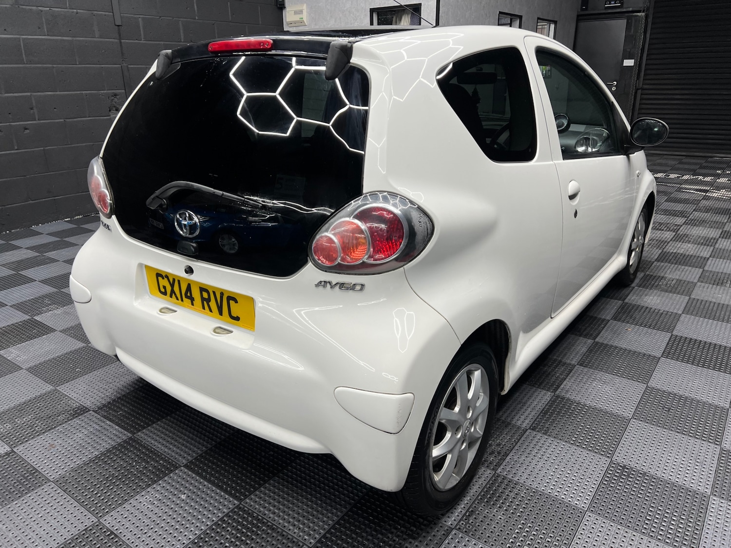 Used Toyota AYGO 2014 for sale - 76979796: Photo 3