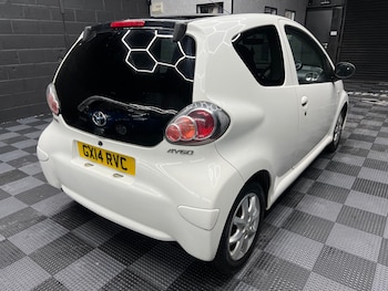 Used Toyota AYGO 2014 for sale - 76979796: Photo