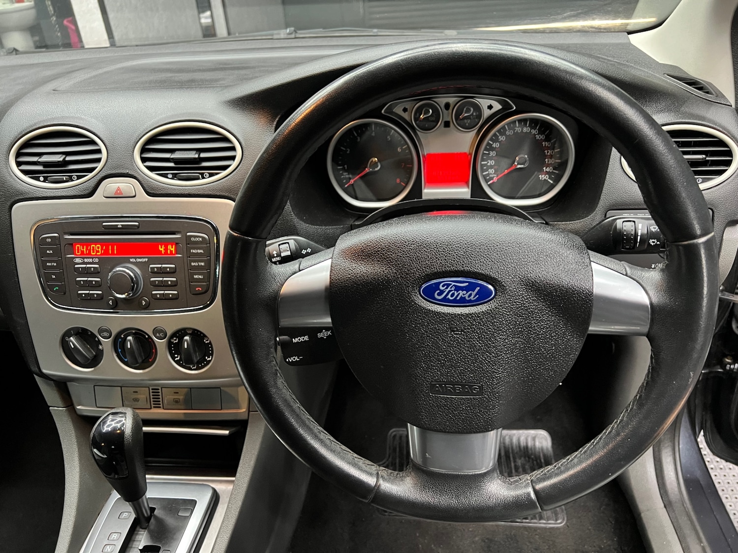 Used Ford Focus 2010 for sale - 77983584: Photo 13