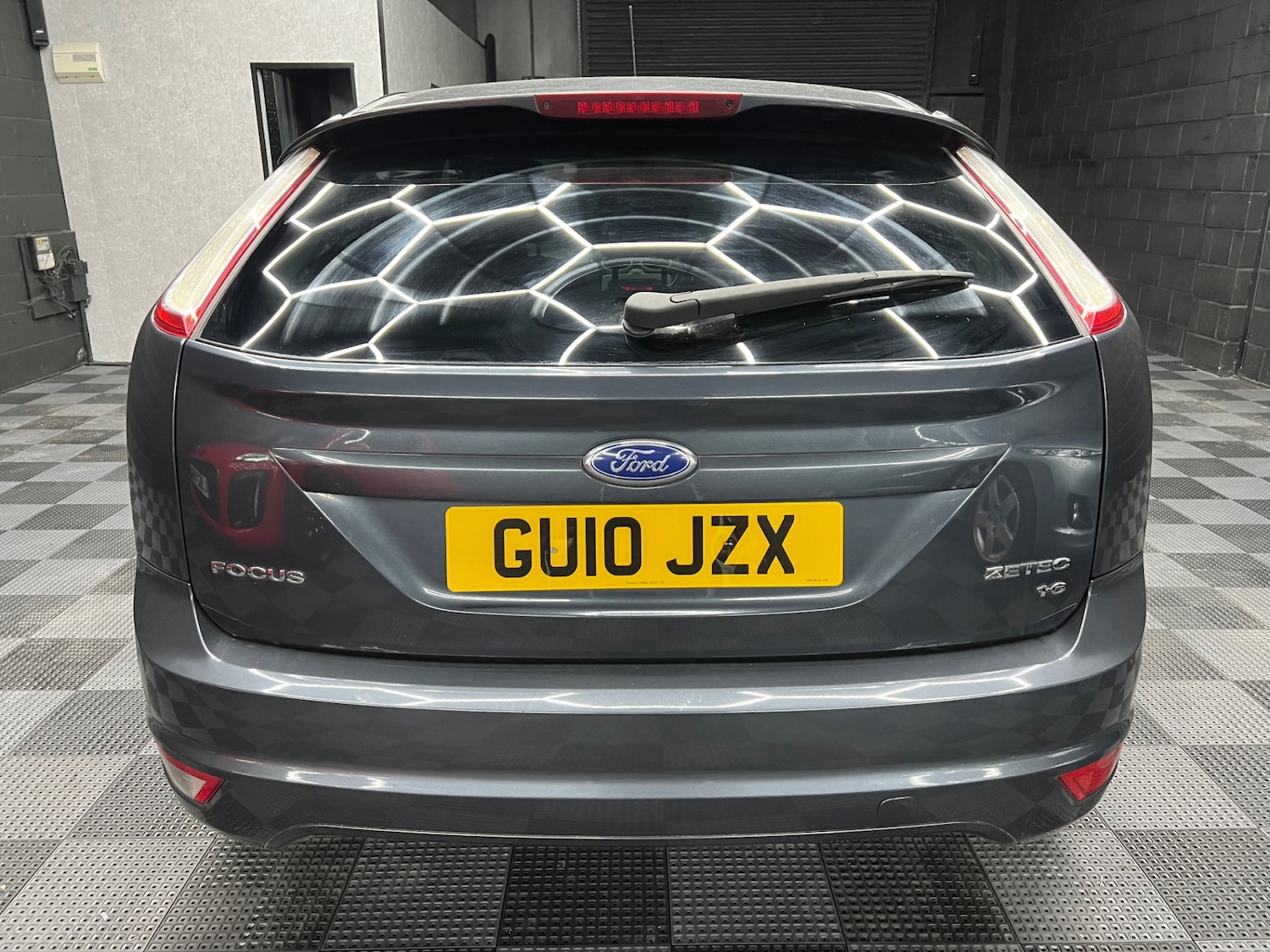 Used Ford Focus 2010 for sale - 77983584: Photo 4