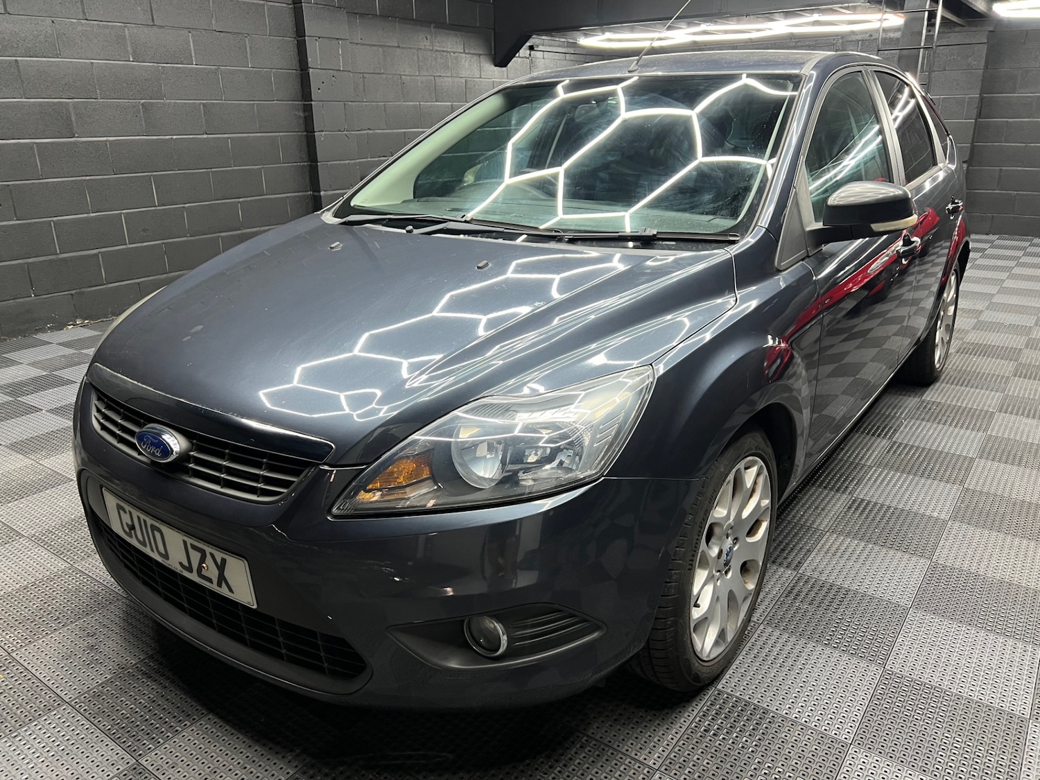 Used Ford Focus 2010 for sale - 77983584: Photo 7