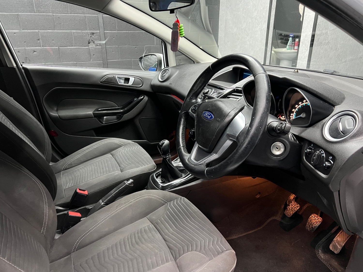 Used Ford Fiesta 2013 for sale - 76844684: Photo 9