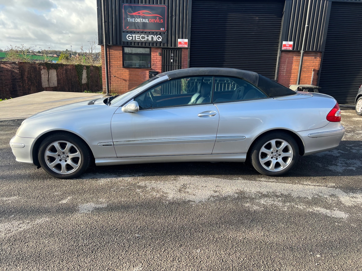 Used Mercedes-Benz CLK 2005 for sale - 77902020: Photo 6