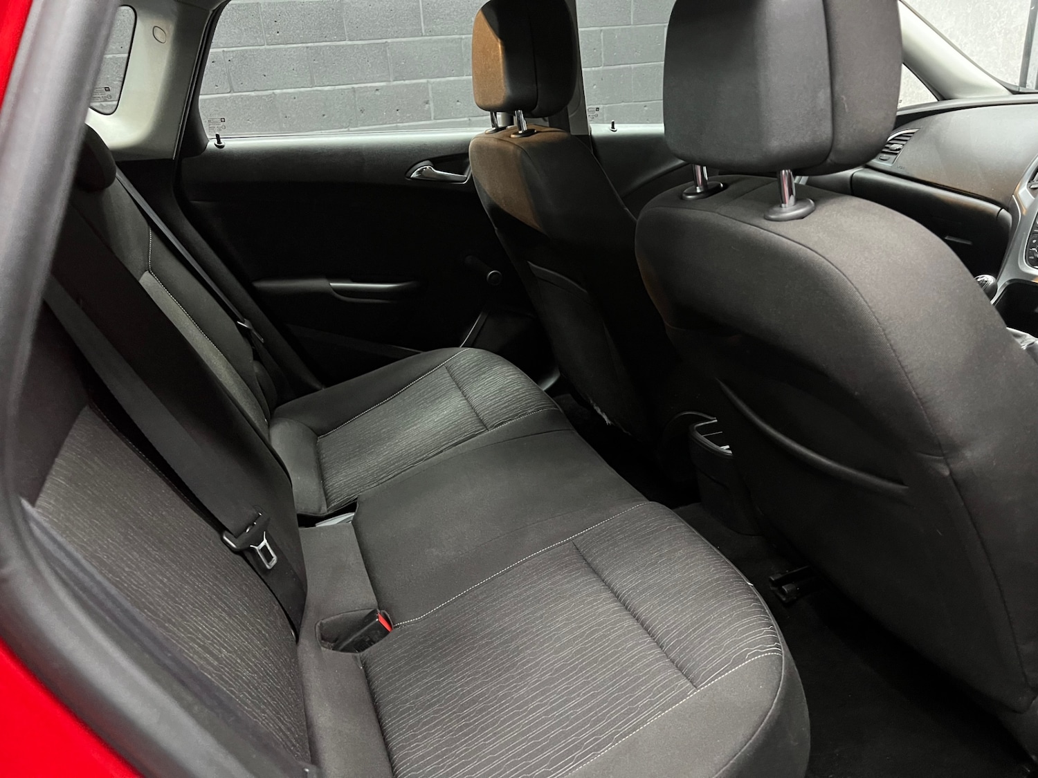 Used Vauxhall Astra 2015 for sale - 76625381: Photo 14