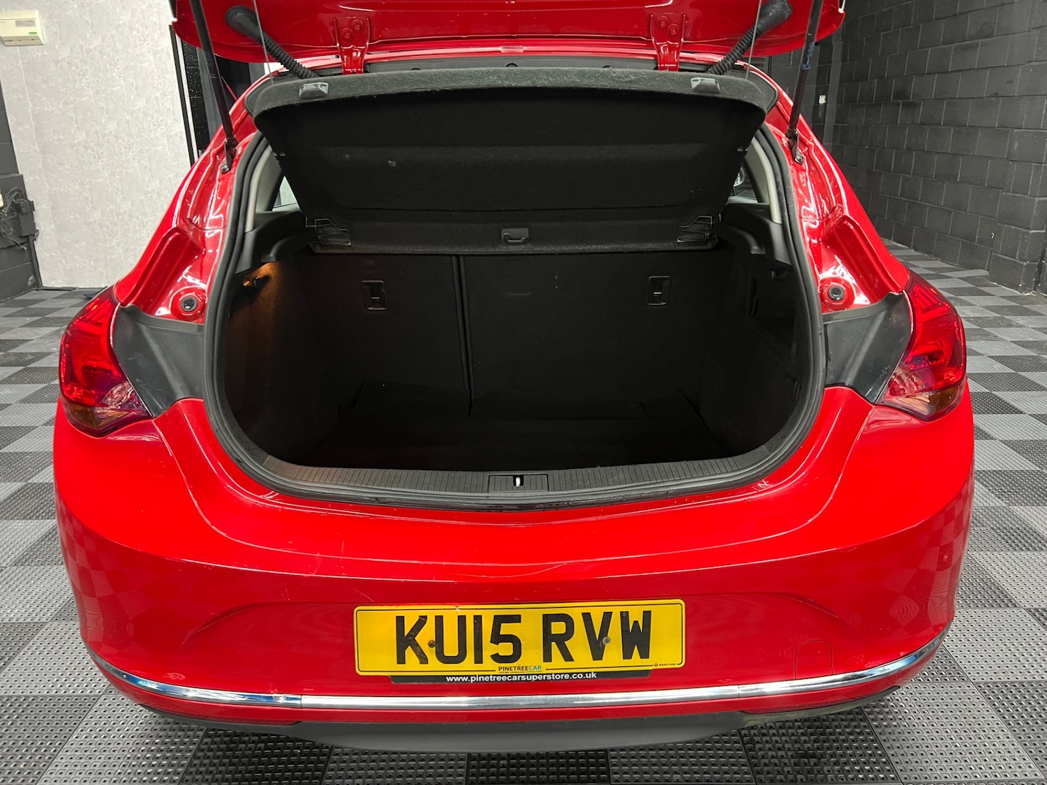 Used Vauxhall Astra 2015 for sale - 76625381: Photo 15