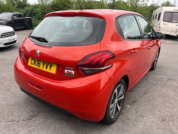 Used Peugeot 208 2016 for sale - 78466883: Photo