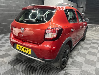 Used Dacia Sandero Stepway 2014 for sale - 79111614: Photo