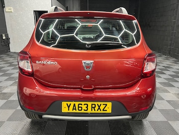 Used Dacia Sandero Stepway 2014 for sale - 79111614: Photo