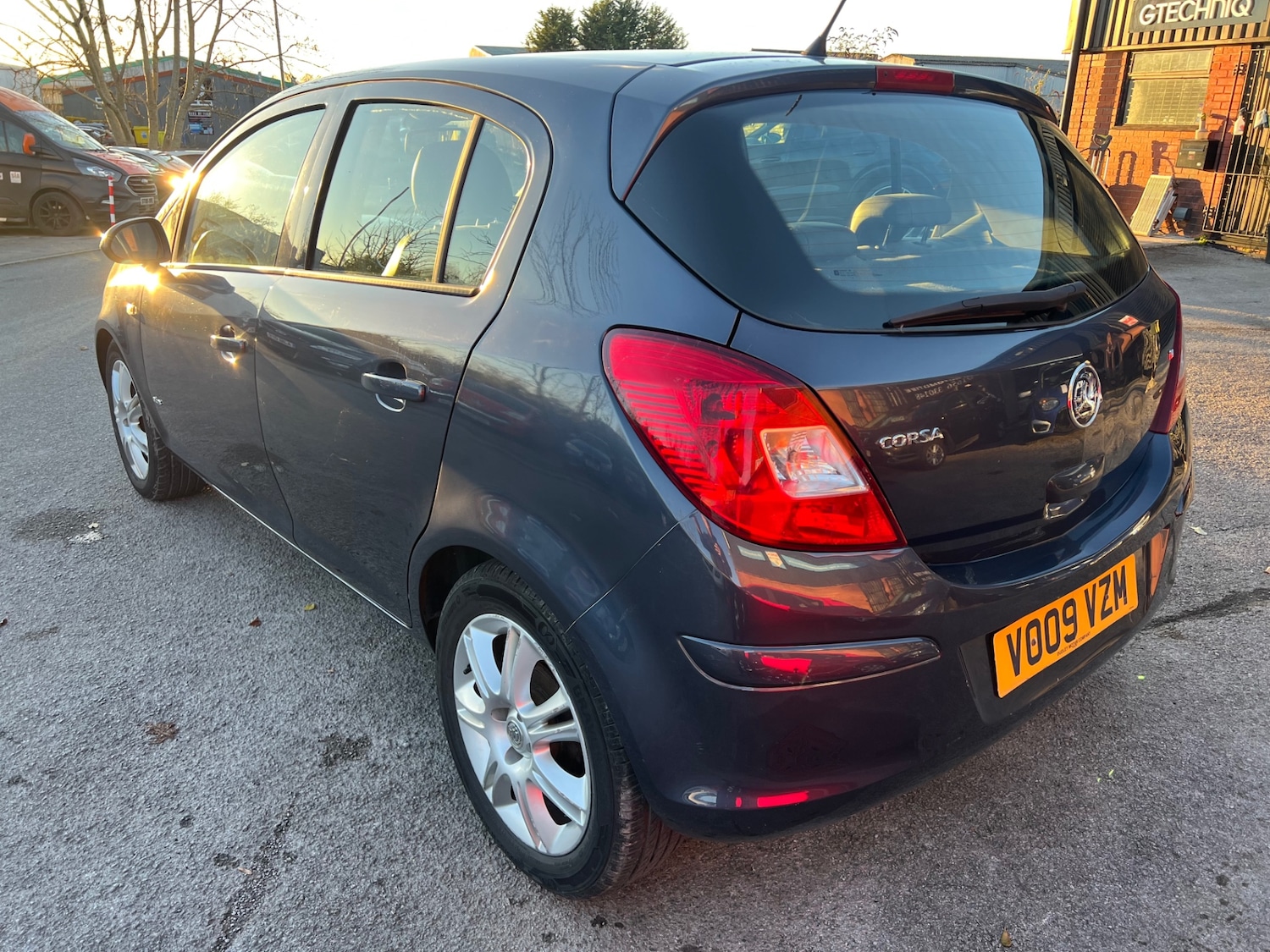 Used Vauxhall Corsa 2009 for sale - 76696303: Photo 5