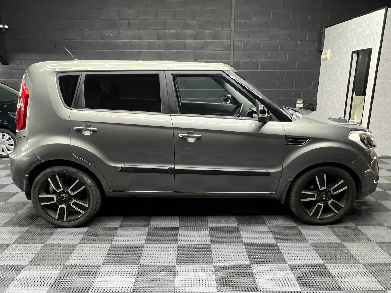 Used Kia Soul 2012 for sale - 76037264: Photo 2