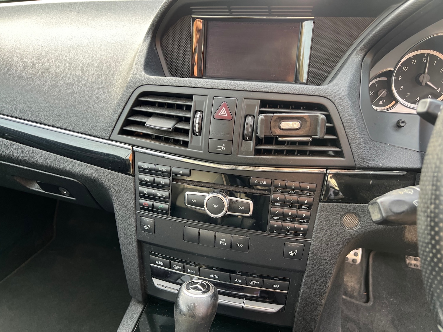 Used Mercedes-Benz E Class 2013 for sale - 76436682: Photo 12