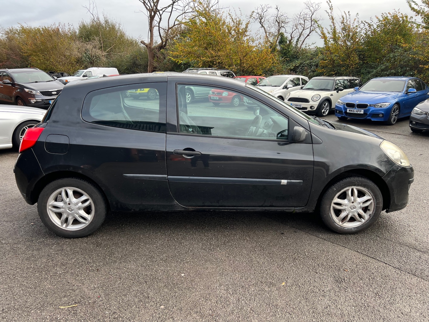 Used Renault Clio 2007 for sale - 76402937: Photo 2