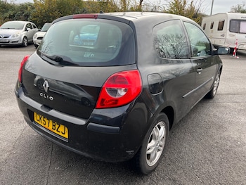 Used Renault Clio 2007 for sale - 76402937: Photo