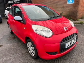 2011 (60) - 1.0i VTR 3dr [AC]