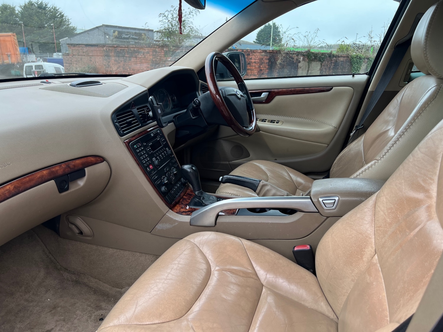 Used Volvo XC70 2005 for sale - 77635445: Photo 10