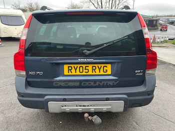 Used Volvo XC70 2005 for sale - 77635445: Photo