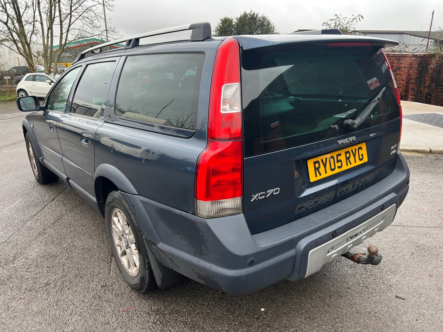 Used Volvo XC70 2005 for sale - 77635445: Photo 5