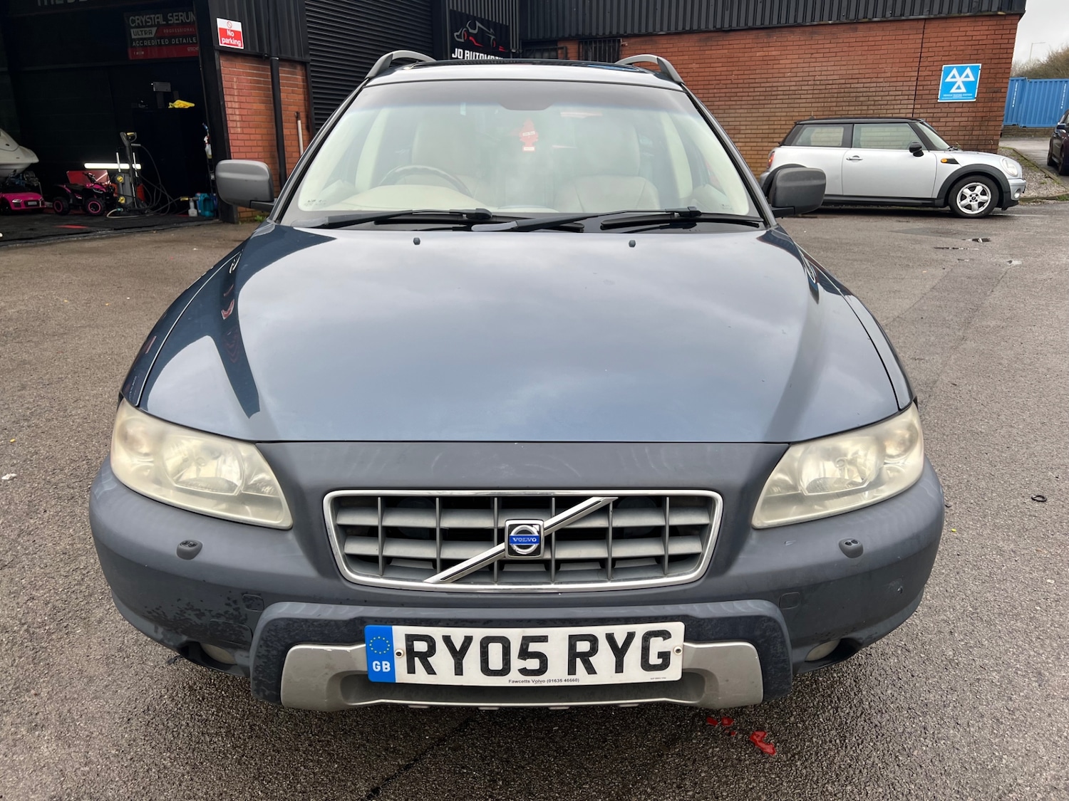 Used Volvo XC70 2005 for sale - 77635445: Photo 8