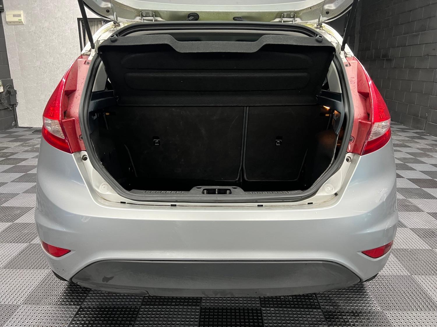 Used Ford Fiesta 2012 for sale - 76957256: Photo 13