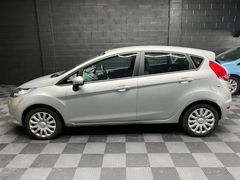 Used Ford Fiesta 2012 for sale - 76957256: Photo