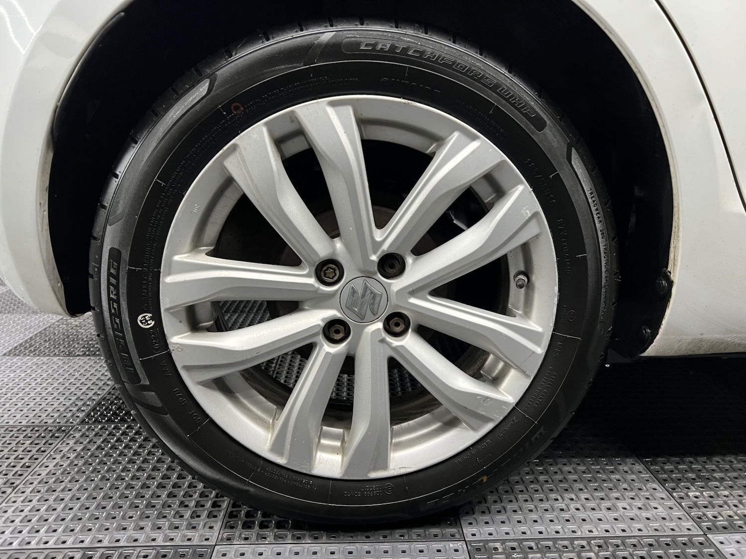 Used Suzuki Swift 2015 for sale - 77271111: Photo 17