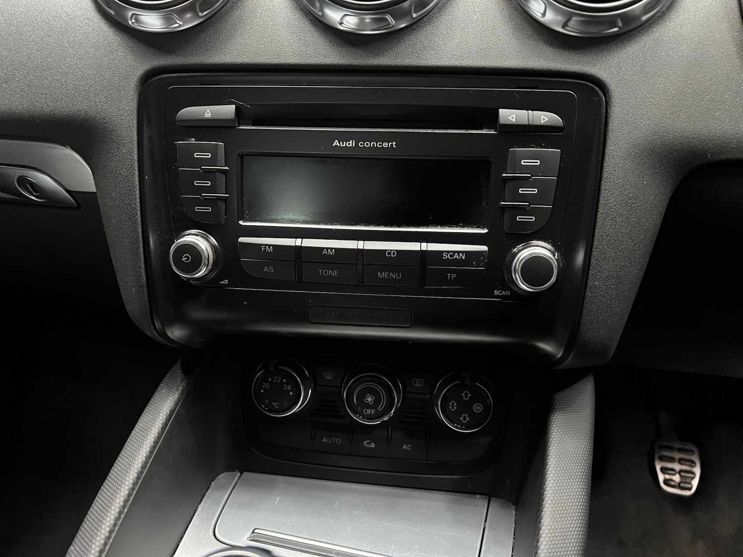 Used Audi TT 2010 for sale - 77391776: Photo 13