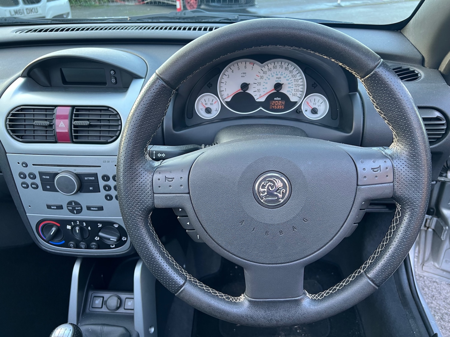 Used Vauxhall Tigra 2007 for sale - 77022985: Photo 15