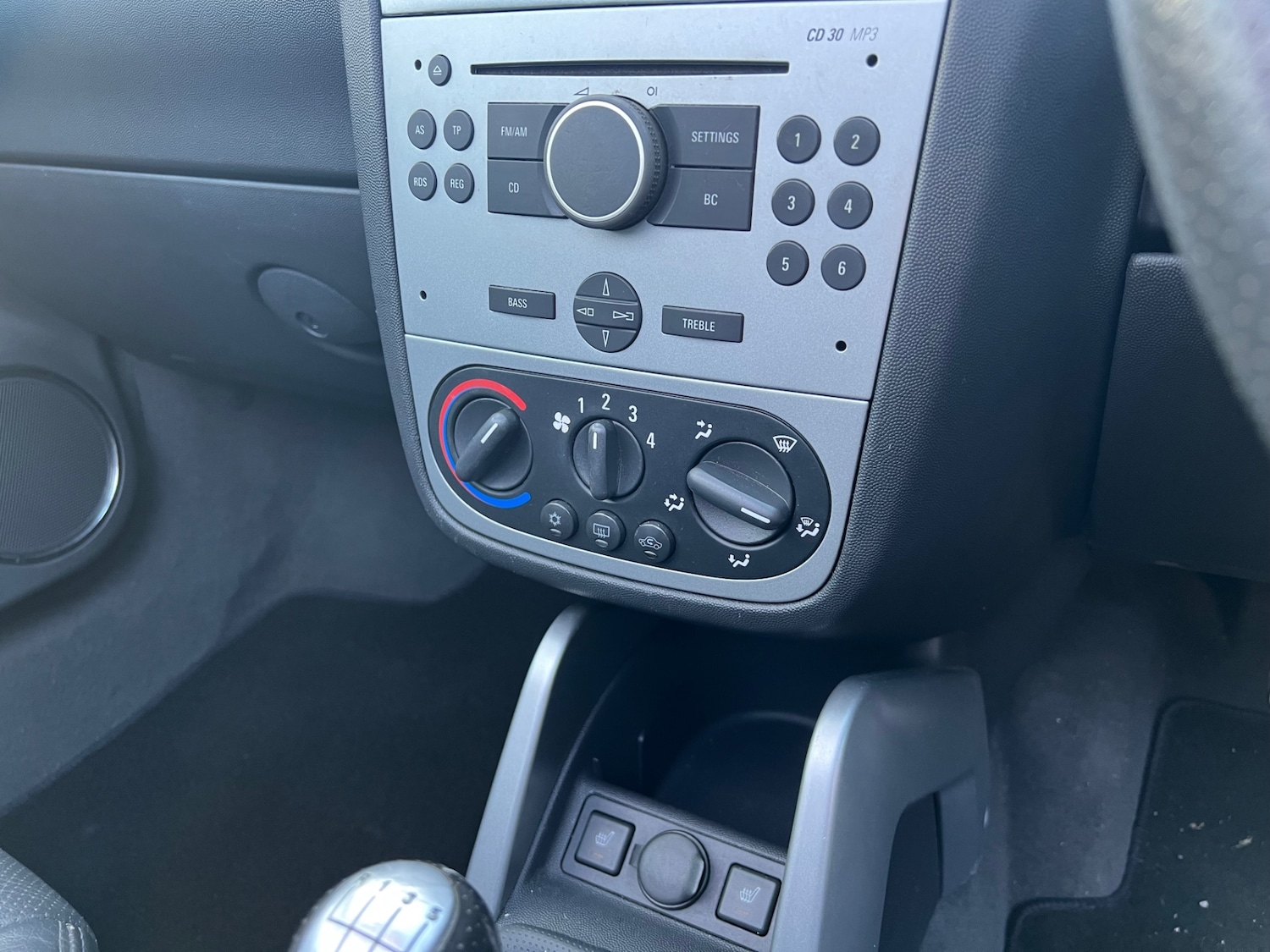 Used Vauxhall Tigra 2007 for sale - 77022985: Photo 16